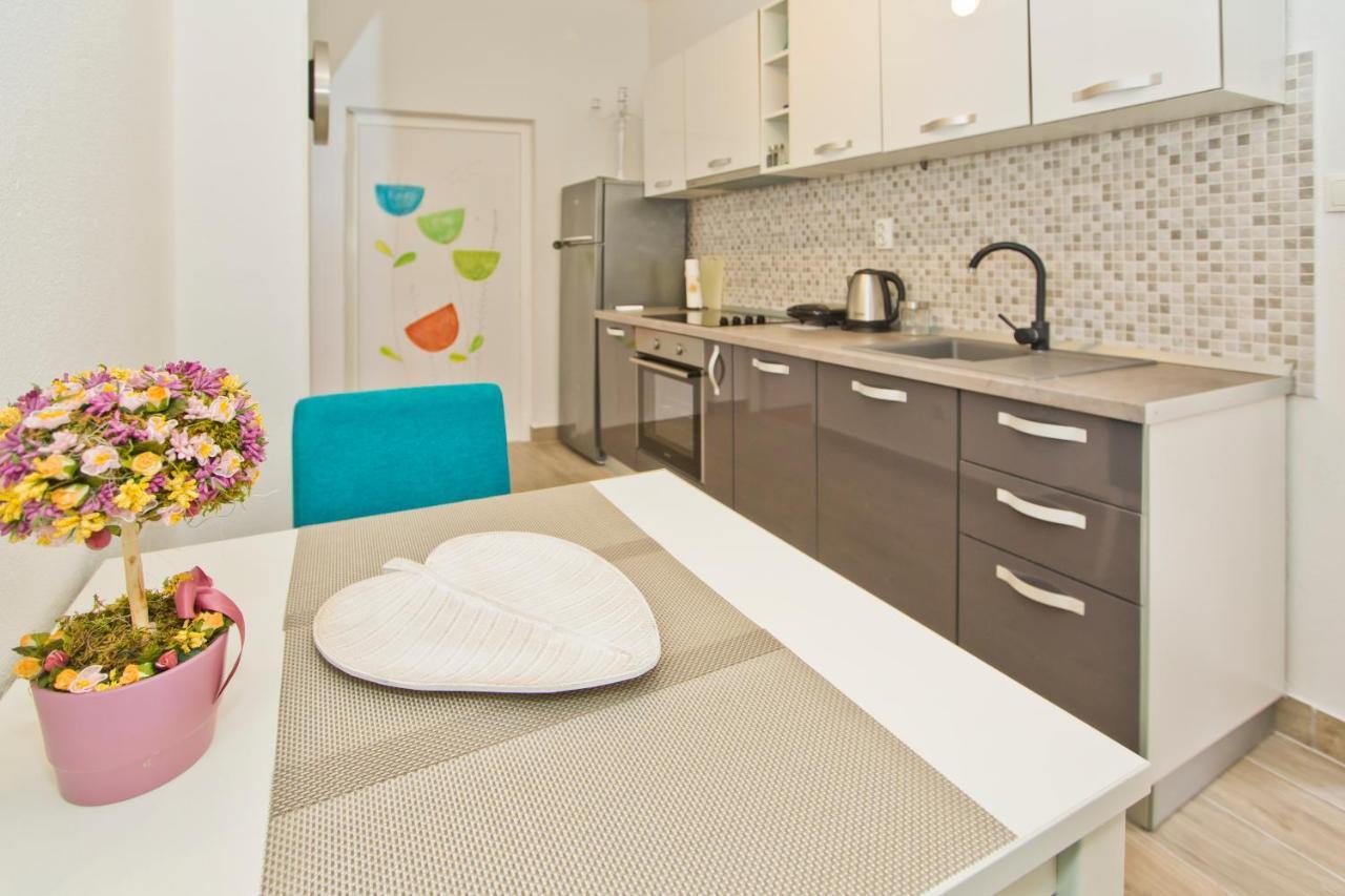 Apartman Toma Apartment Хвар Екстериор снимка