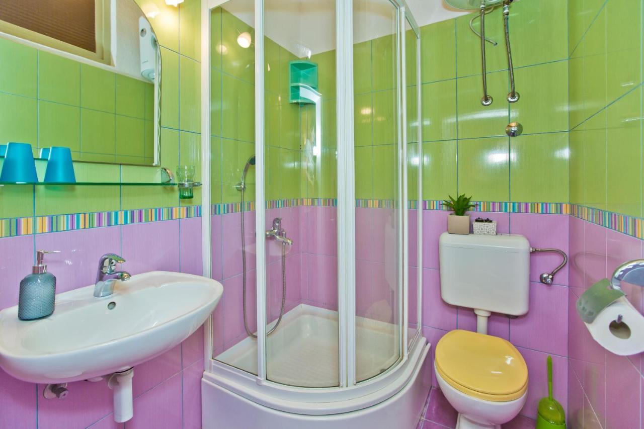 Apartman Toma Apartment Хвар Екстериор снимка