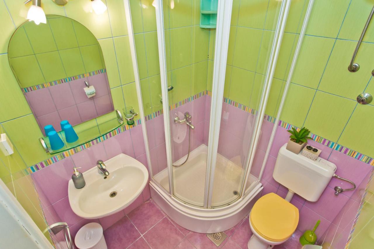 Apartman Toma Apartment Хвар Екстериор снимка